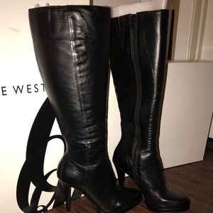 Black leather Nine West knee boots